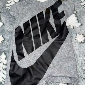 Baby only worn a few times